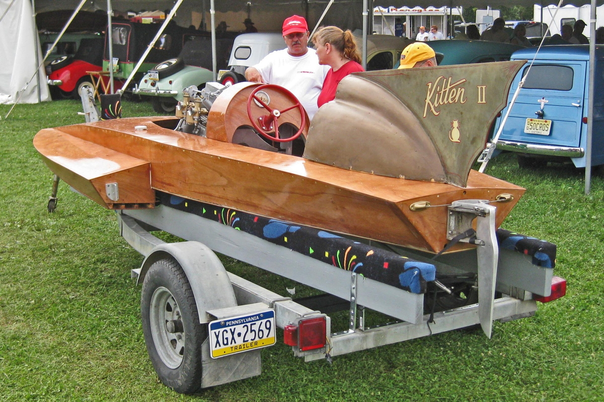 Sonny Hull's Hydro racer under restoration-4.jpg